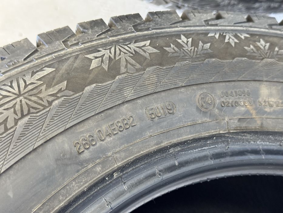 225 65 R16C Пара шини колеса Continental VanContact Ice