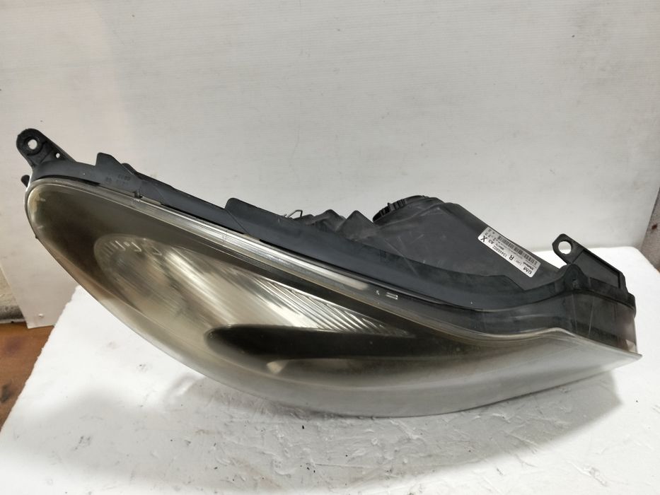 Farol Opel corsa D ótica facelift 2013 direita