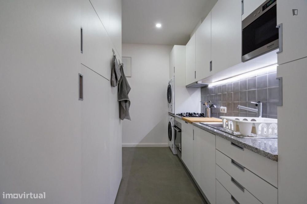 Quarto - localizado em Saldanha Lisbon