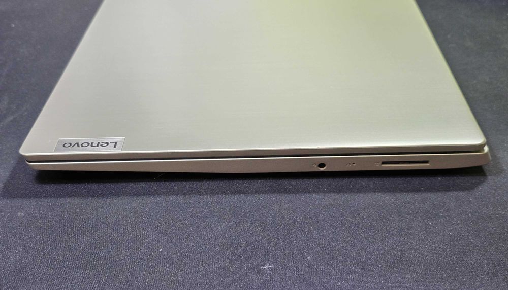 Lenovo Ideapad 3-15IK05 / i5-1035G1 1.0GHz / 12GB 3200MHz DDR4 / 512GB M2 / 15.6" FHD IPS 60Hz / Grade A / GW 12 miesięcy