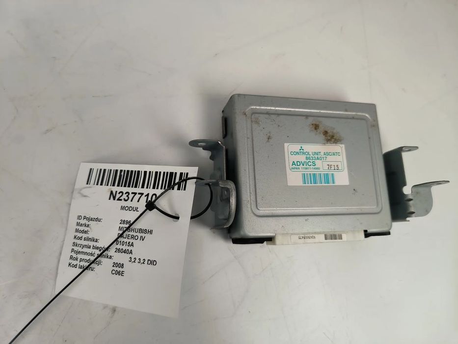 sterownik moduł komputer 8633a017 mitsubishi, pajero