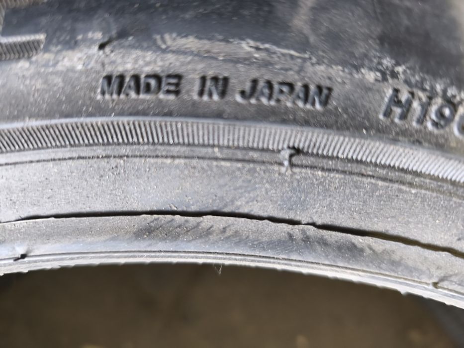 100% Bieżnika 2szt 215 45r18 Bridgestone turanzat 005 a 2021r