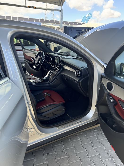 Mercedes-Benz GLC 250 d 4MATIC Coupé AMG Line Nacional