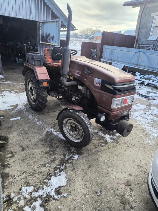 Продам трактор Сінтай 220