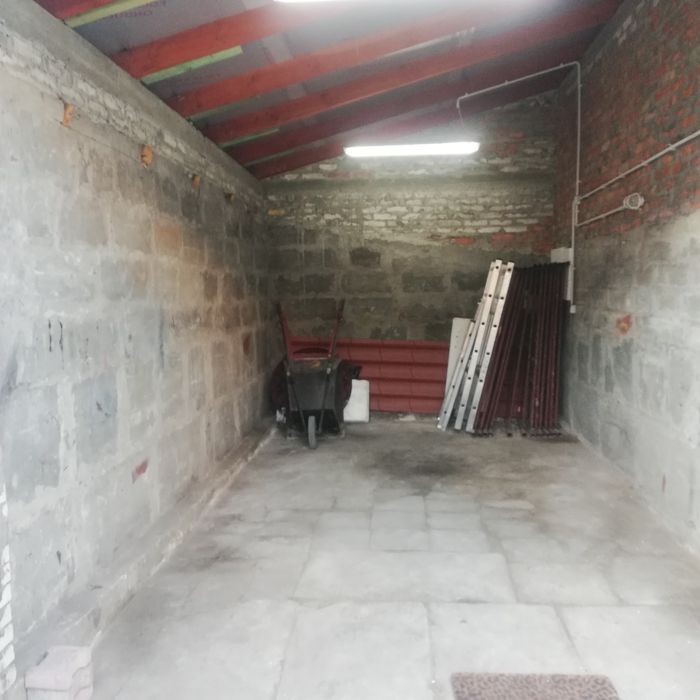 Wynajmę  murowany garaż