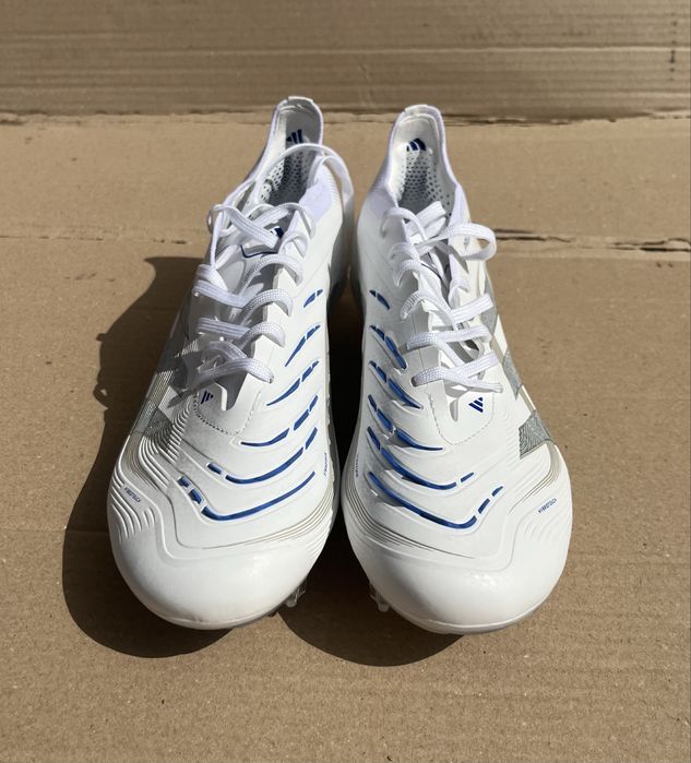 Chuteiras Predator 25 FG