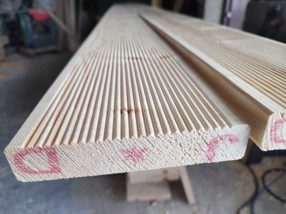 Deska tarasowa 28x145 jednostronnie ryflowana