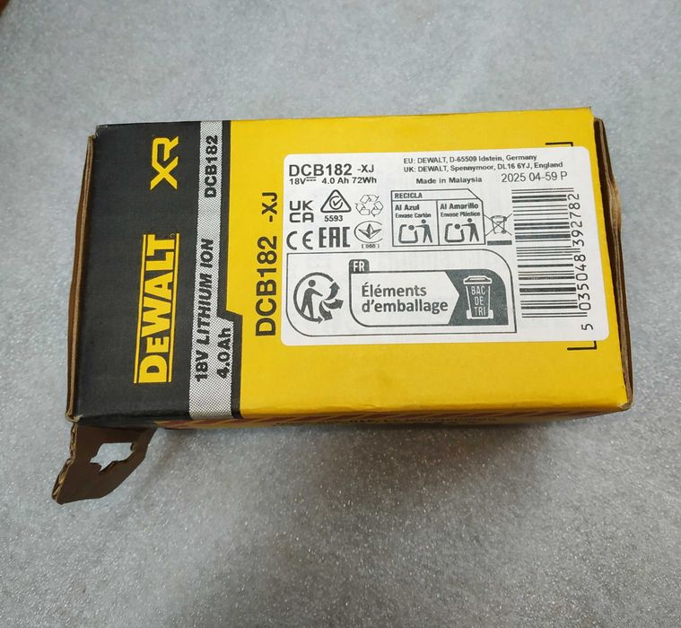 Акумуляторна батарея  DeWALT, 18 В , 4Ah