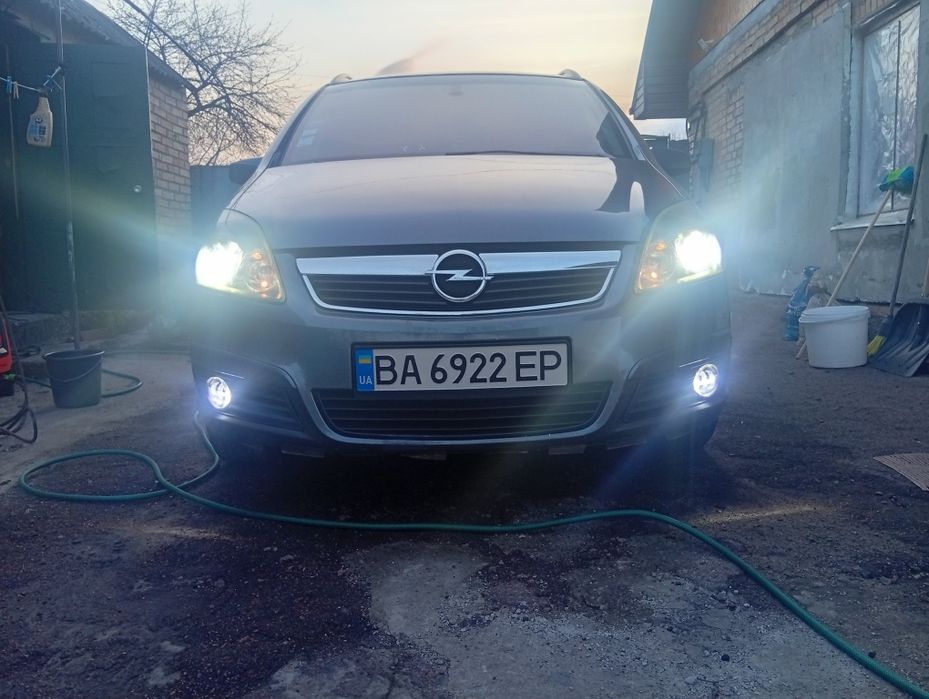 Опель Зафіра Opel Zafira 1.9tdi. 2006 р.