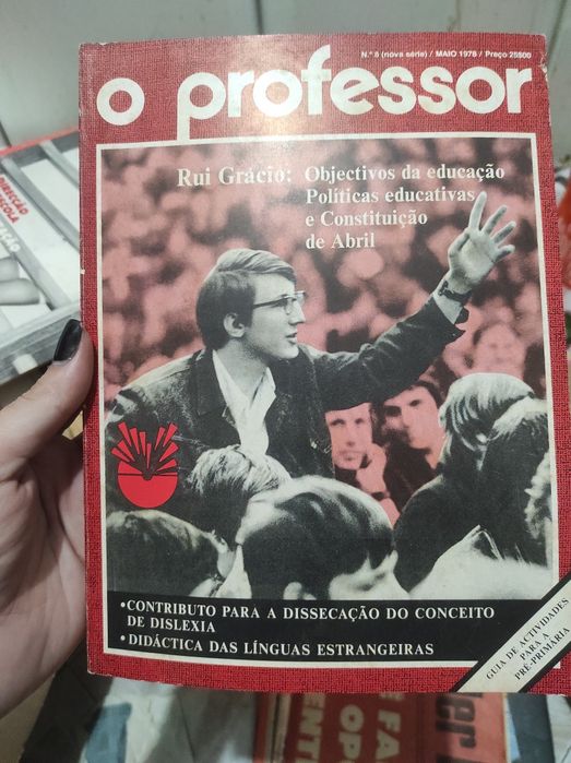 Revistas seara nova e professor