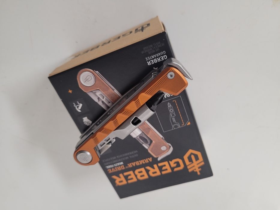 Gerber armbar multitool