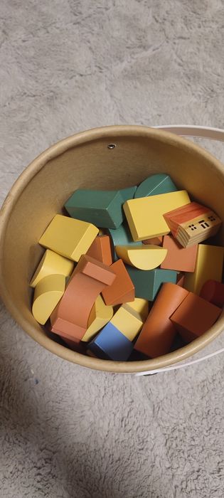 Drewniane klocki dla dzieci