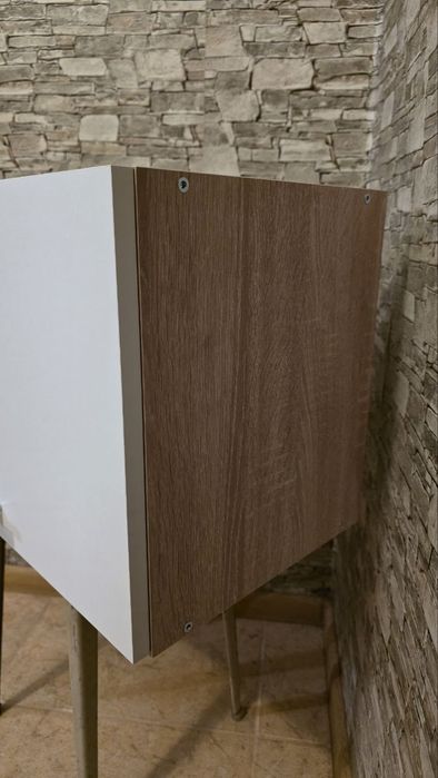 Кухня нова, кухонний шкафчик