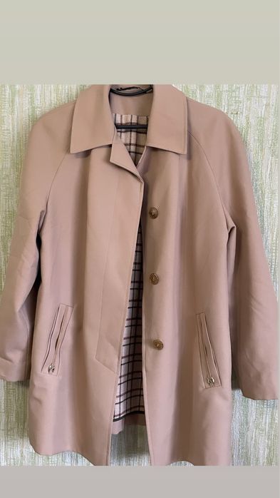 Продам бежеве Пальто Весна