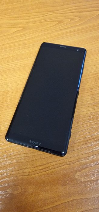 Sony Xperia XZ3 czarny 4/64 GB
