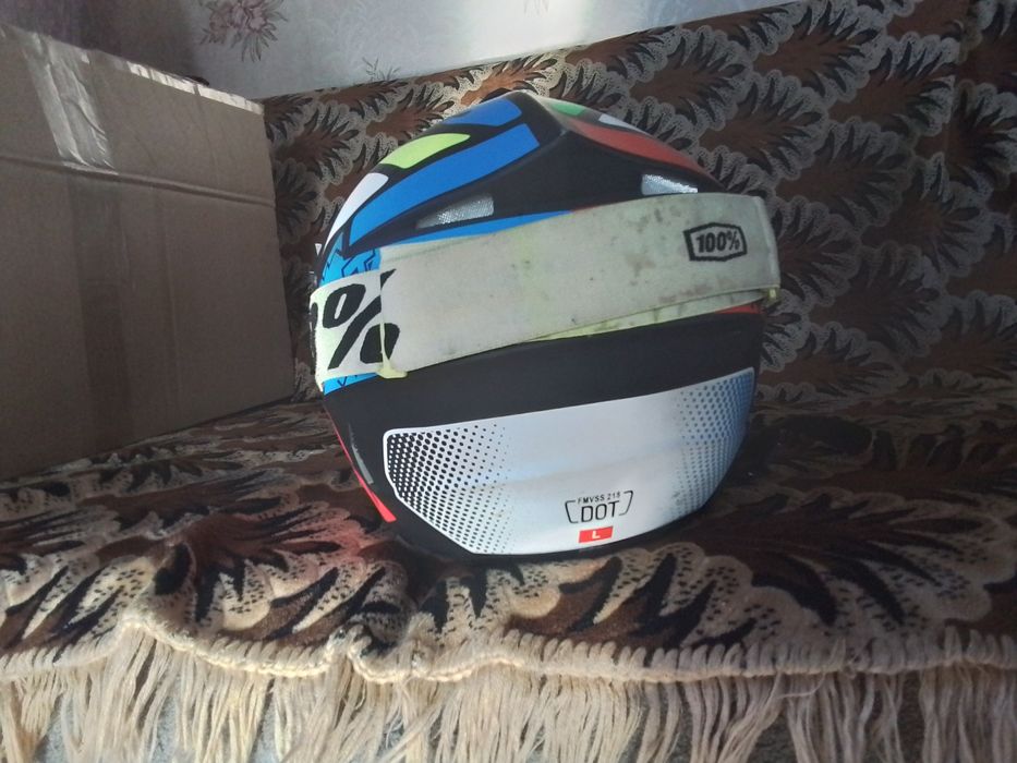 Продам кросс шлем