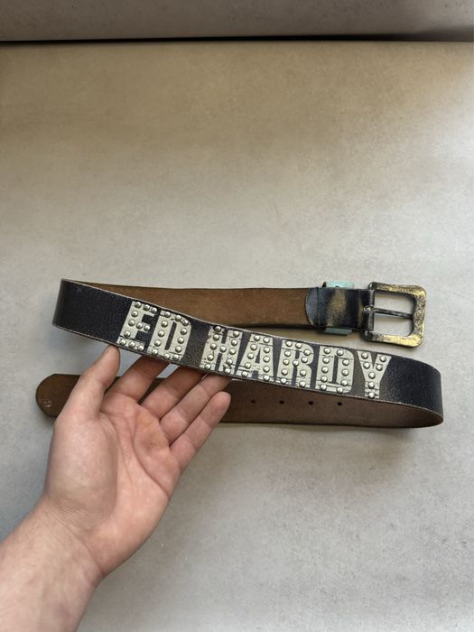 Кожаный ремень Ed Hardy мужской с заклепками в стиле Y2K (оригинал)