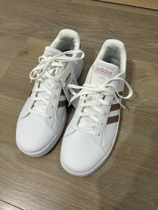 Trampki damskie Adidas grand court k, rozmiar 38 2/3