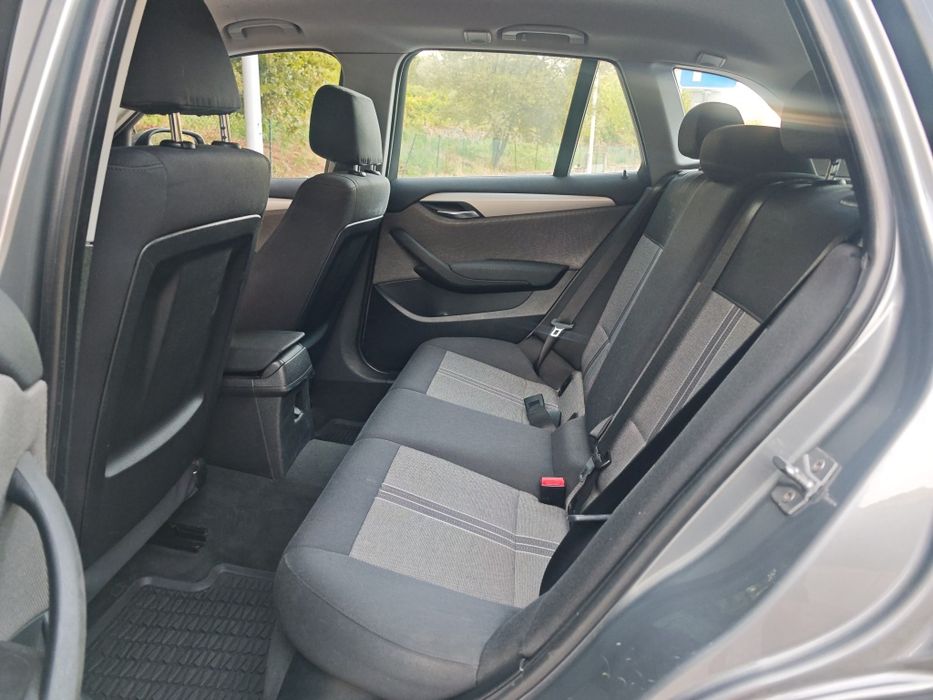 BMW X1 18 Xdrive Sport ótimo troco