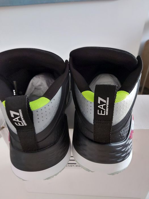 Sapatilhas Emporio  Armani  tamanho 47