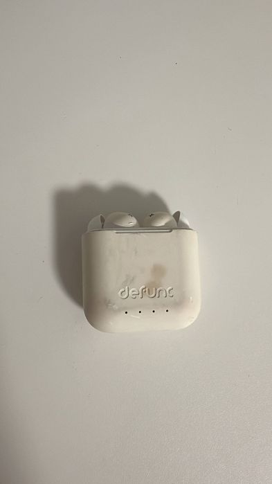 Беспроводные наушники Defunc TRUE GO SLIM очень громкие