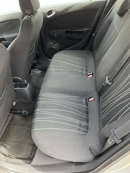 Opel corsa usado