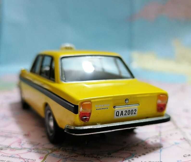 Volvo 144 Stockholm TAXI - 1970 - 1:43 Atlas