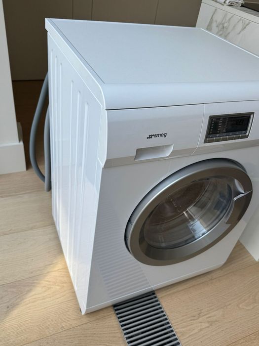 Maquina de lavar e secar SMEG