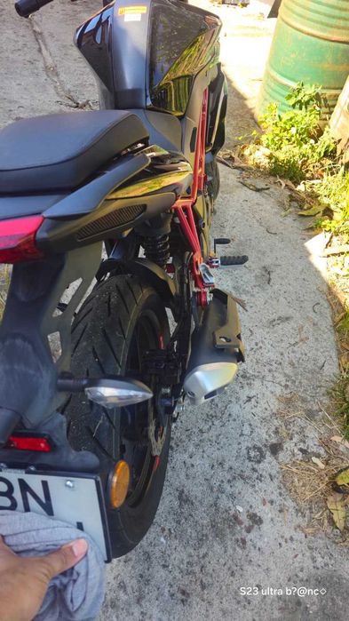 moto BN 125    2024