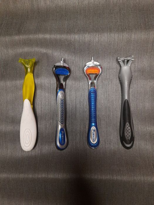 Бритвенні ручки Gillette, Bic