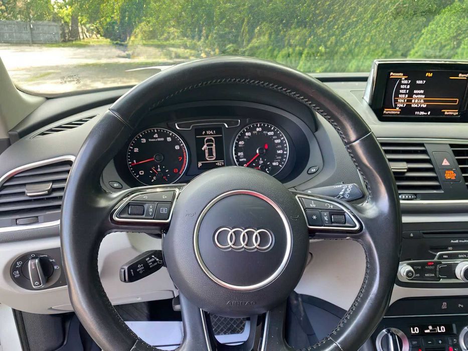Audi Q3 quattro Premium Plus      2015
