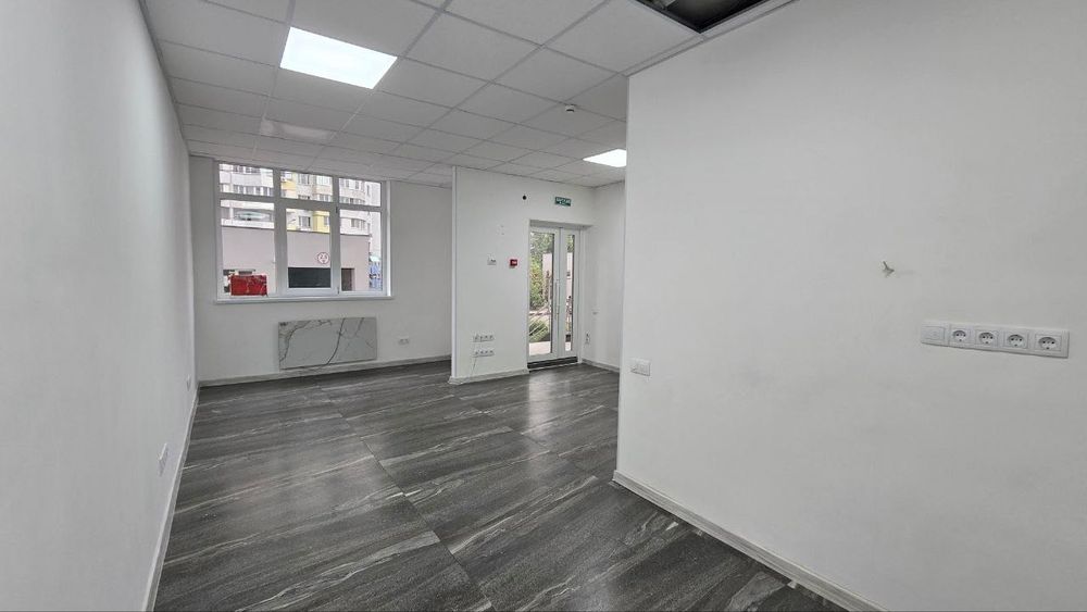 Оренда приміщення 34.2 кв.м  під салон,офіс,Позняки, вул Пчілки 7