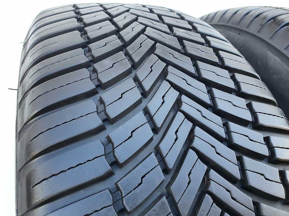 4x Opona całoroczna 225/60/18 BRIDGESTONE WeatherControl A005 6.5mm