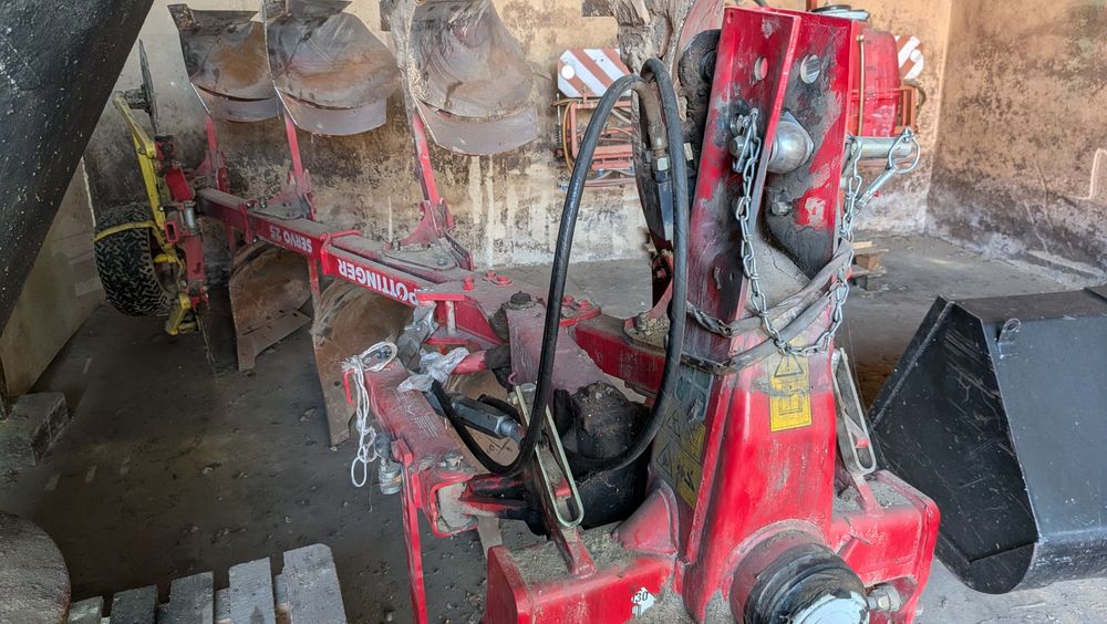 Pług Pottinger servo 25 4 skiby