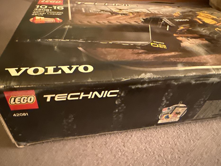 Lego 42081  Technic - Volvo ładowarka kołowa ZEUX nowa