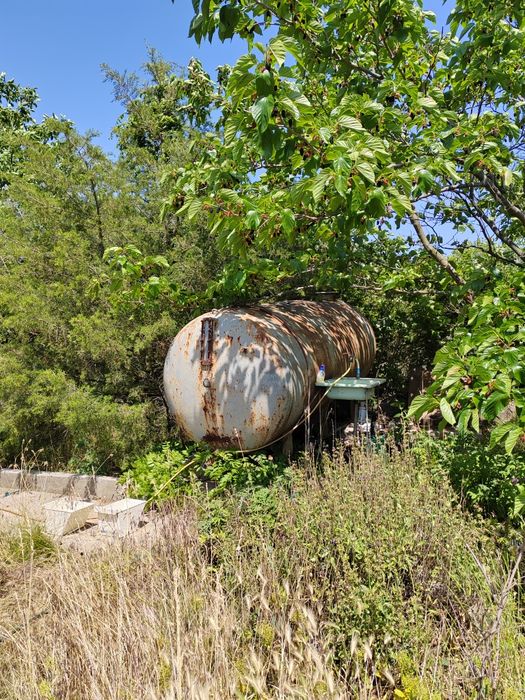 Бак для воды 3-4куба под ремонт