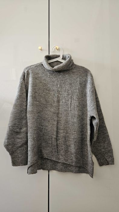 Sweter z wełną H&M