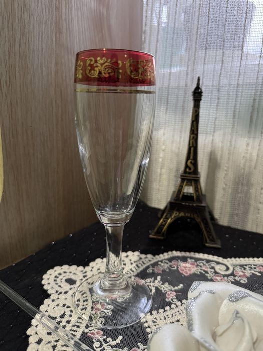 Бокали скляні різні