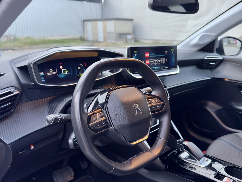 Peugeot E-208 ALLURE 50 KWH 136cv C/IVA
