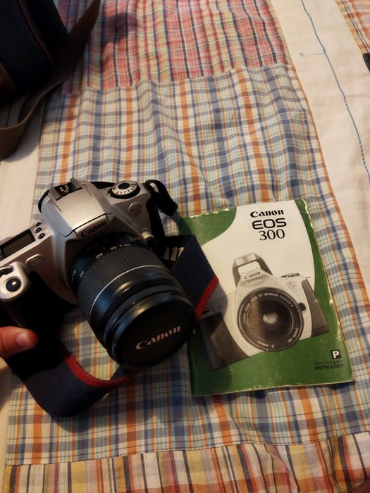 Camera Canon EOS 300 Analógica