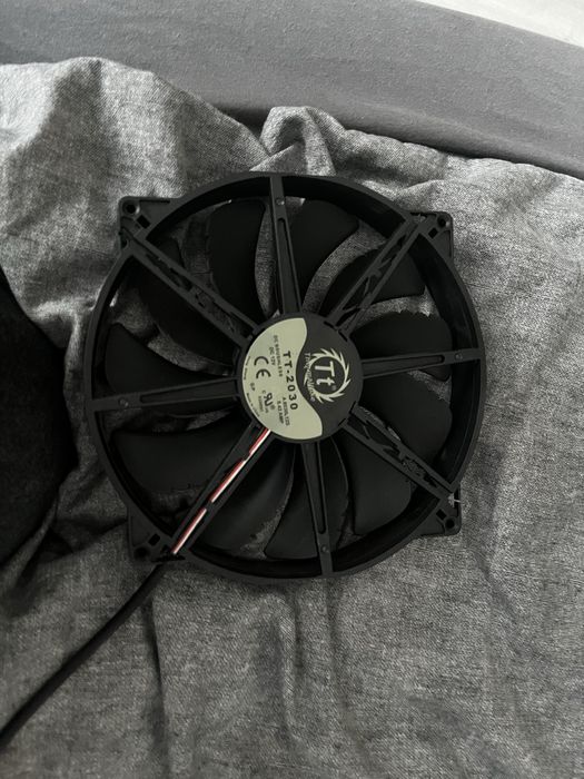 Chłodzenie thermaltake tt-2030