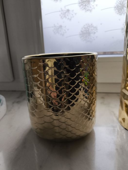 Doniczka złota szt 1