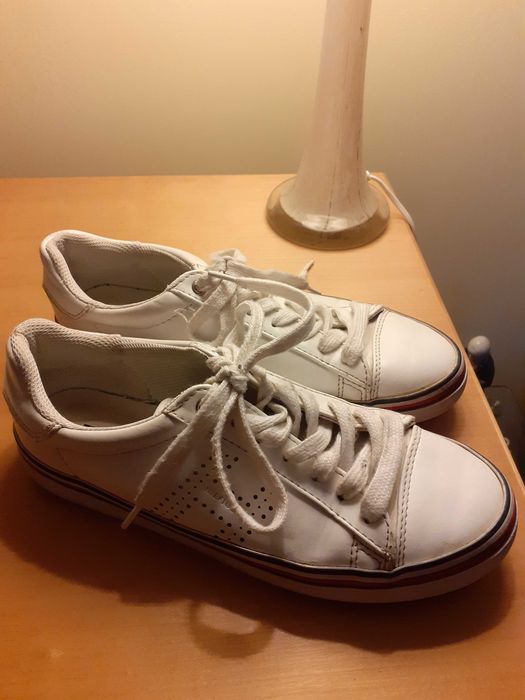 Buty Tommy Hilfiger rozmiar 40