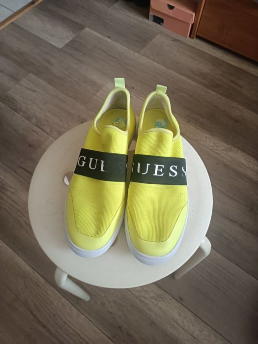Buty damskie Guess