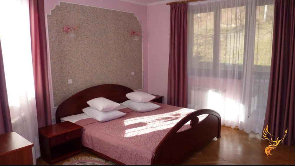 Продається прибутковий готельний комплекс у серці Карпат — м. Яремче!