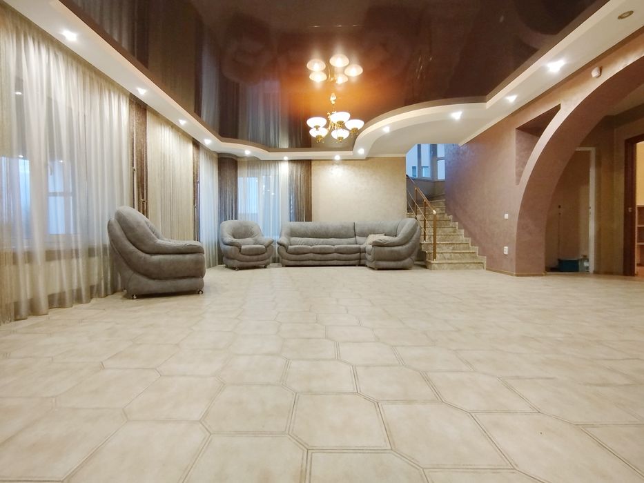 Продаж приватного будинку