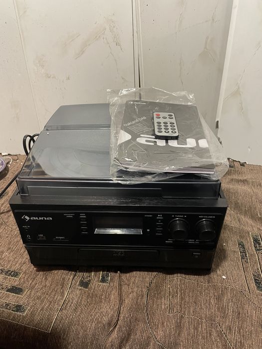 Стереосистема/проигрыватель виниловых пластинокAuna Oakland (Германия)