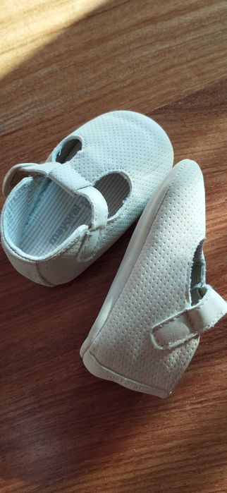 Calçado com velcro p/ recém nascido - MAYORAL