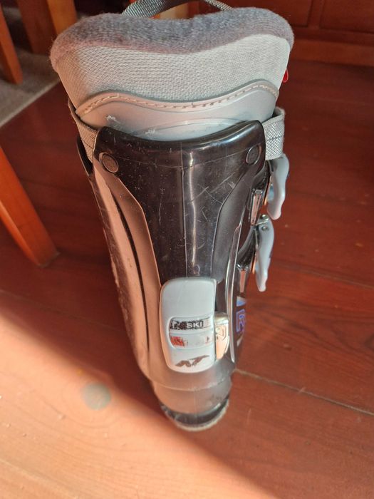 Botas de ski em bom estado