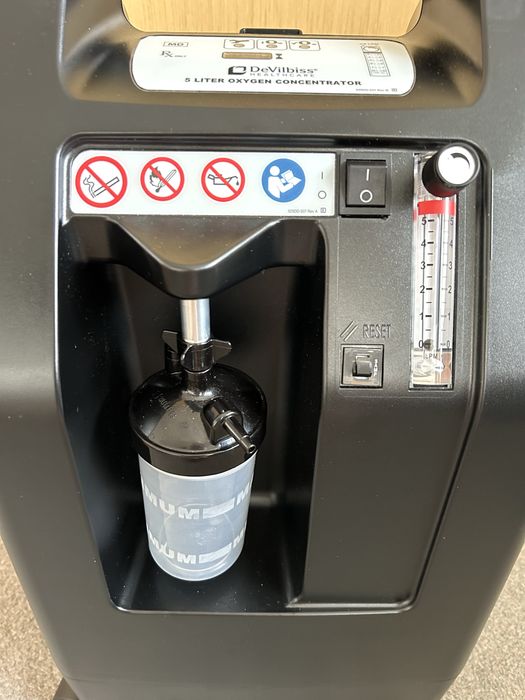 5 litrowy koncentrator tlenu DeVilbiss JAK NOWY